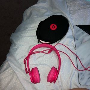 Beats headphones wired